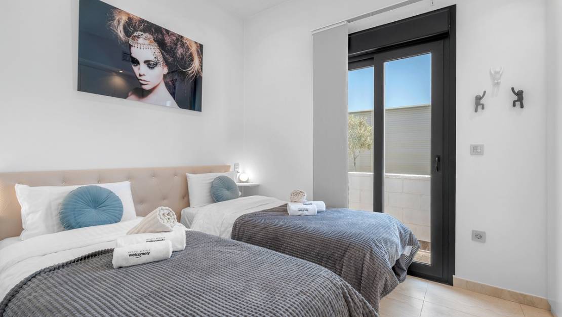 Sale - Villa - Orihuela - Villamartin