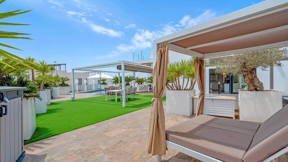 Sale - Villa - Orihuela - Villamartin