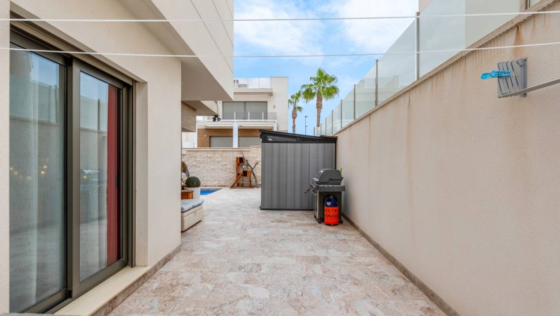 Sale - Villa - Orihuela - Villamartin