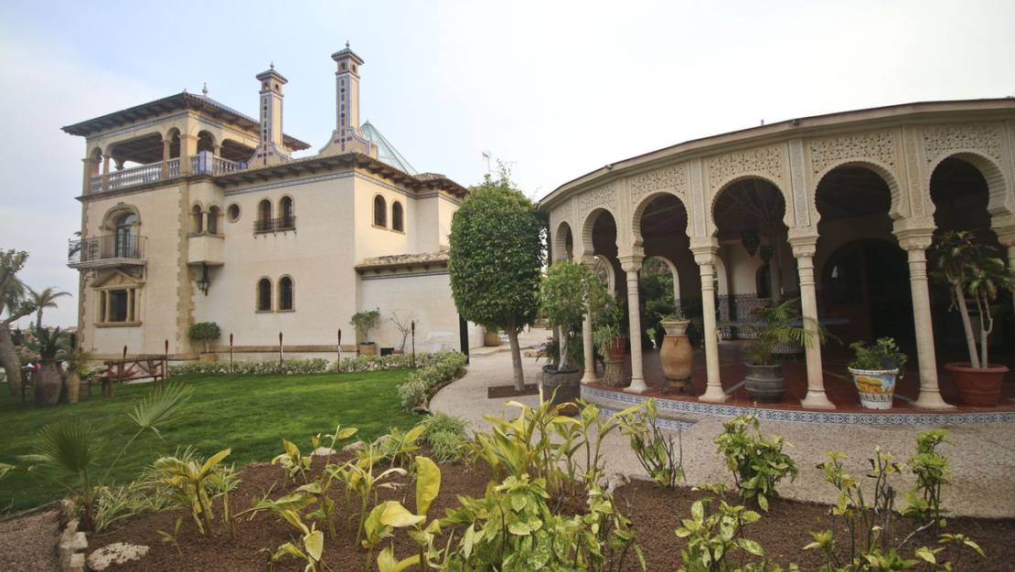 Sale - Villa - Orihuela - Villamartin