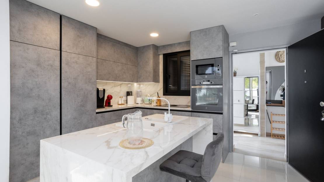 Sale - Villa - Orihuela - Villamartin