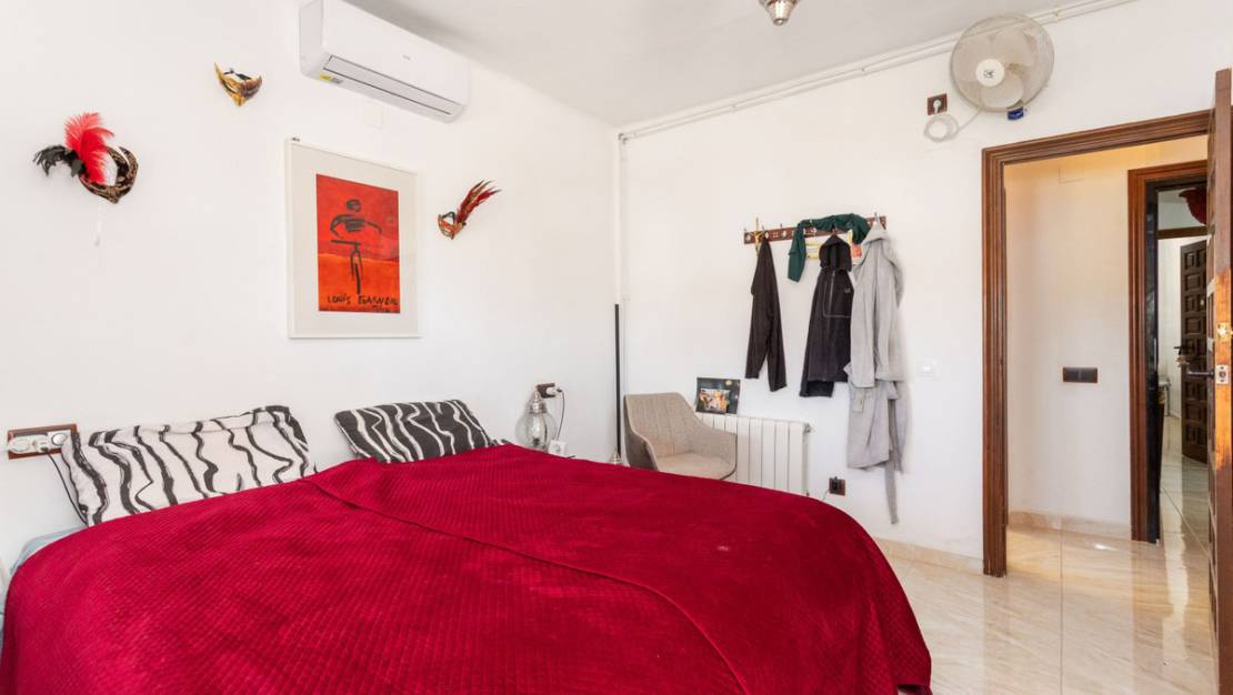 Sale - Villa - Orihuela - Villamartin