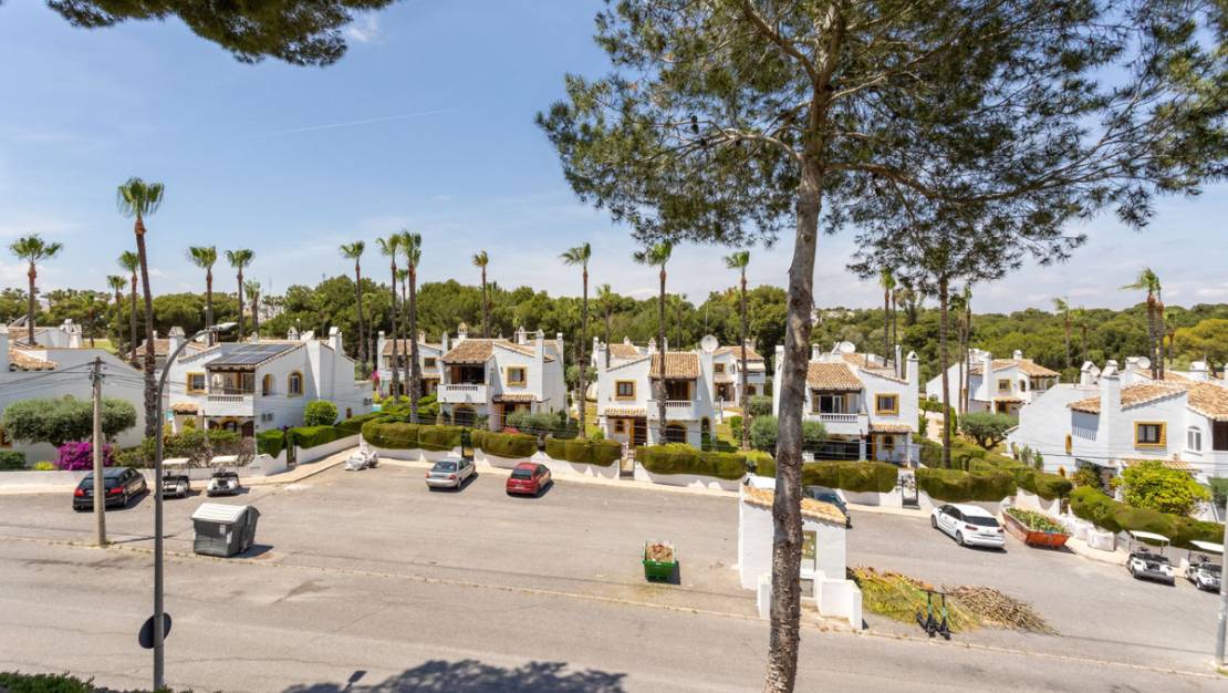 Sale - Villa - Orihuela - Villamartin