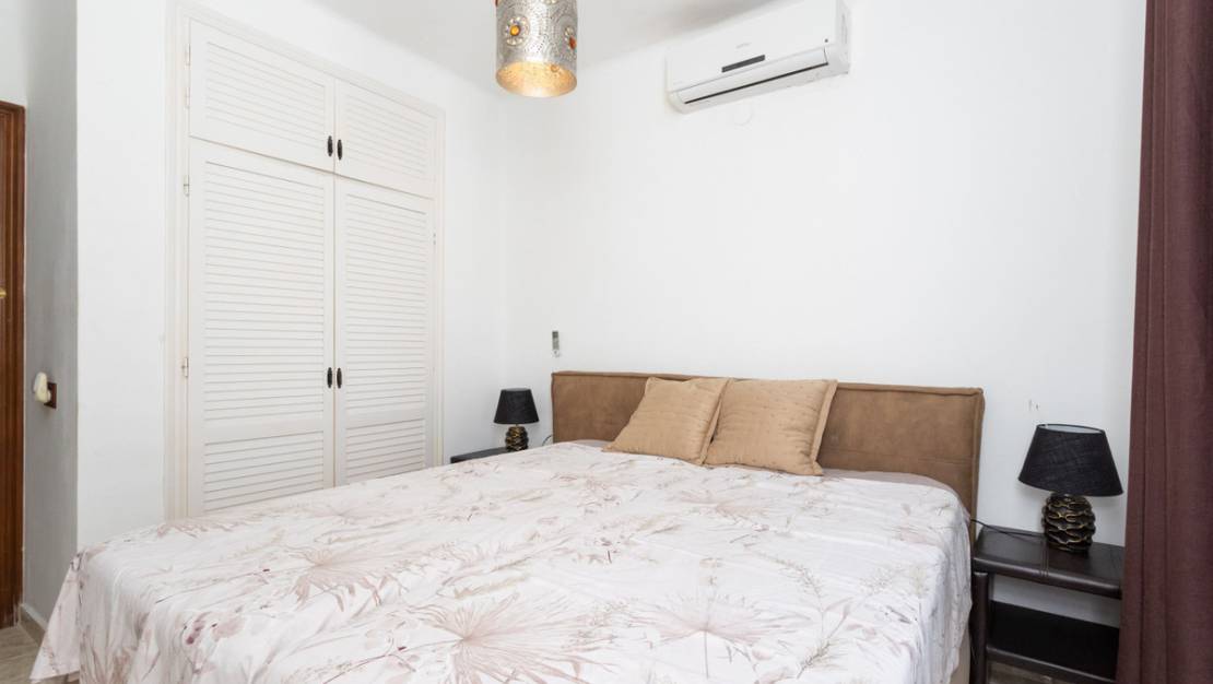 Sale - Villa - Orihuela - Villamartin