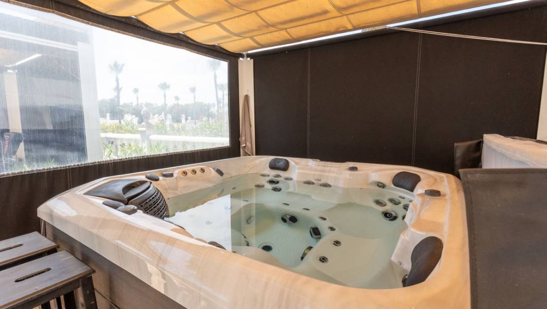 Sale - Villa - Orihuela - Villamartin