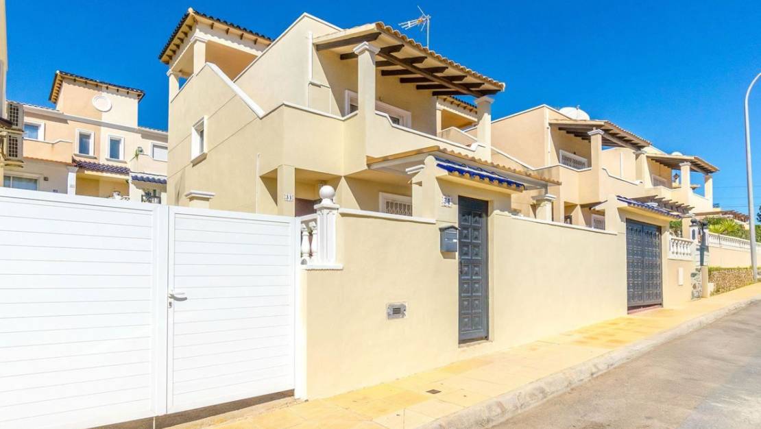 Sale - Villa - Orihuela - Villamartin