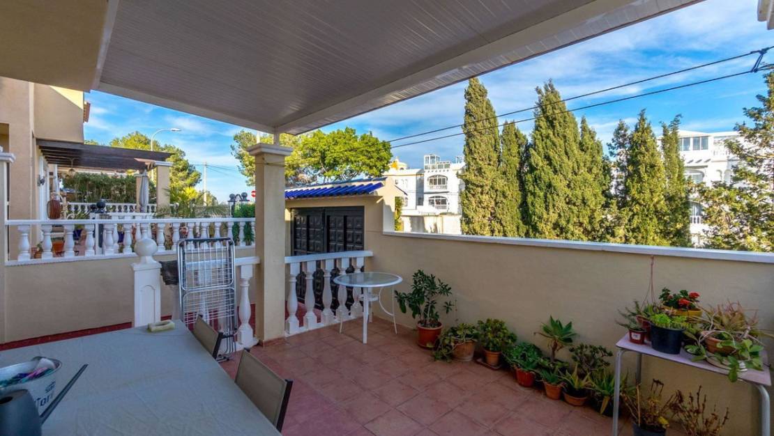 Sale - Villa - Orihuela - Villamartin