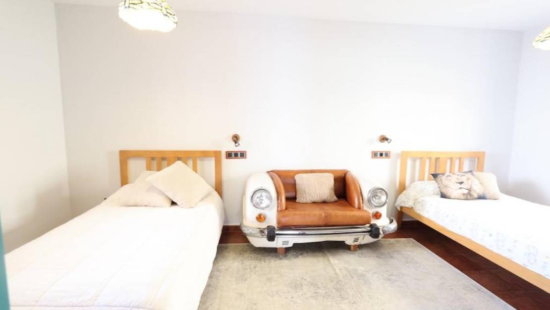 Sale - Villa - Orihuela - Villamartin