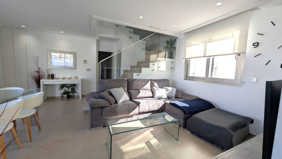 Sale - Villa - Orihuela - Villamartin