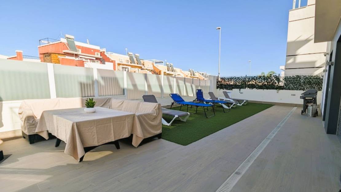 Sale - Villa - Orihuela - Villamartin