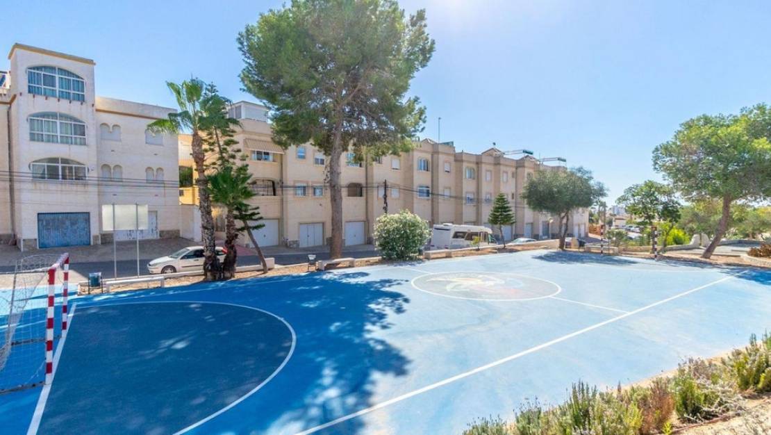 Sale - Villa - Orihuela - Villamartin