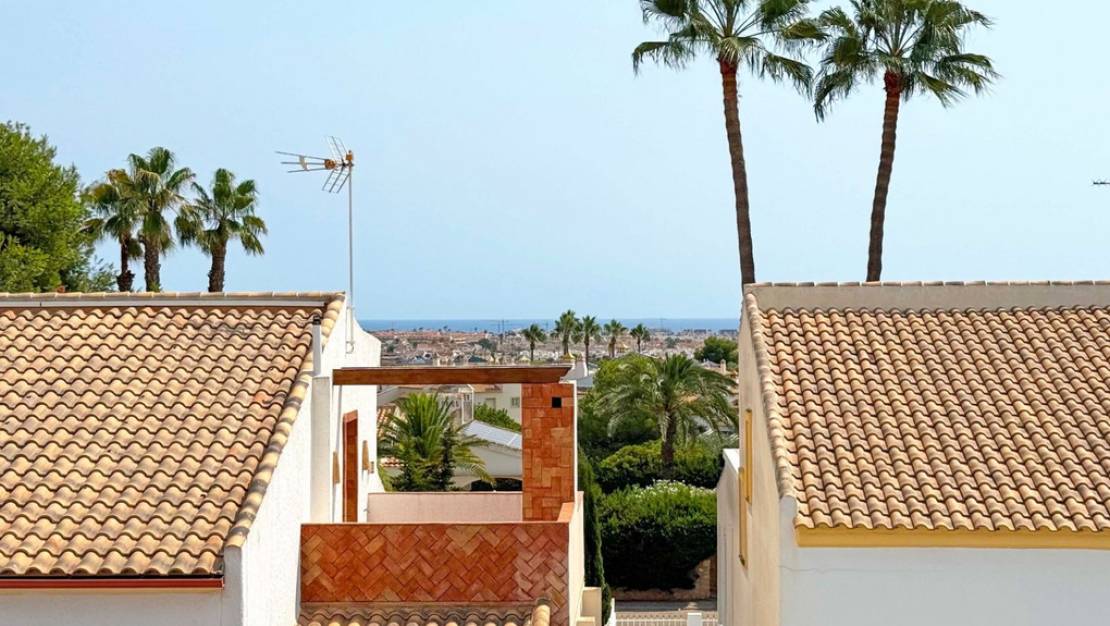 Sale - Villa - Orihuela - Villamartin