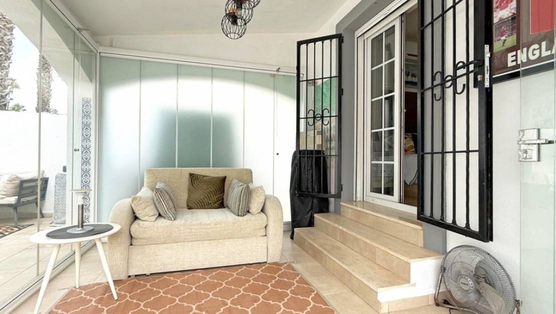 Sale - Villa - Orihuela - Villamartin