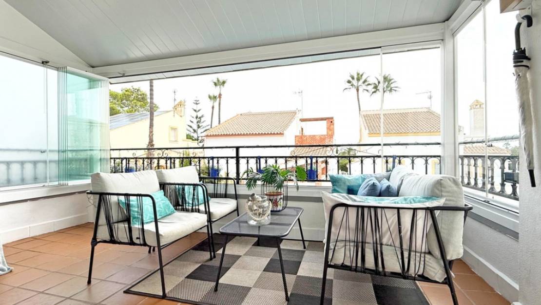 Sale - Villa - Orihuela - Villamartin