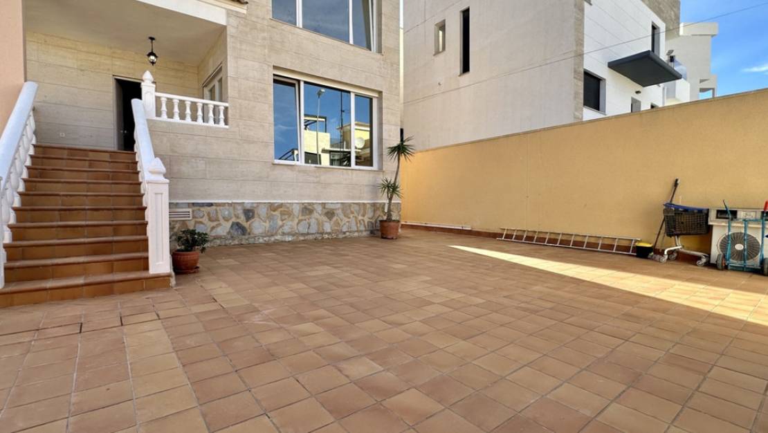 Sale - Villa - Orihuela - Villamartin