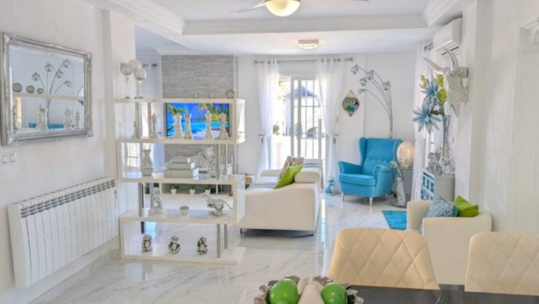 Sale - Villa - Orihuela - Villamartin