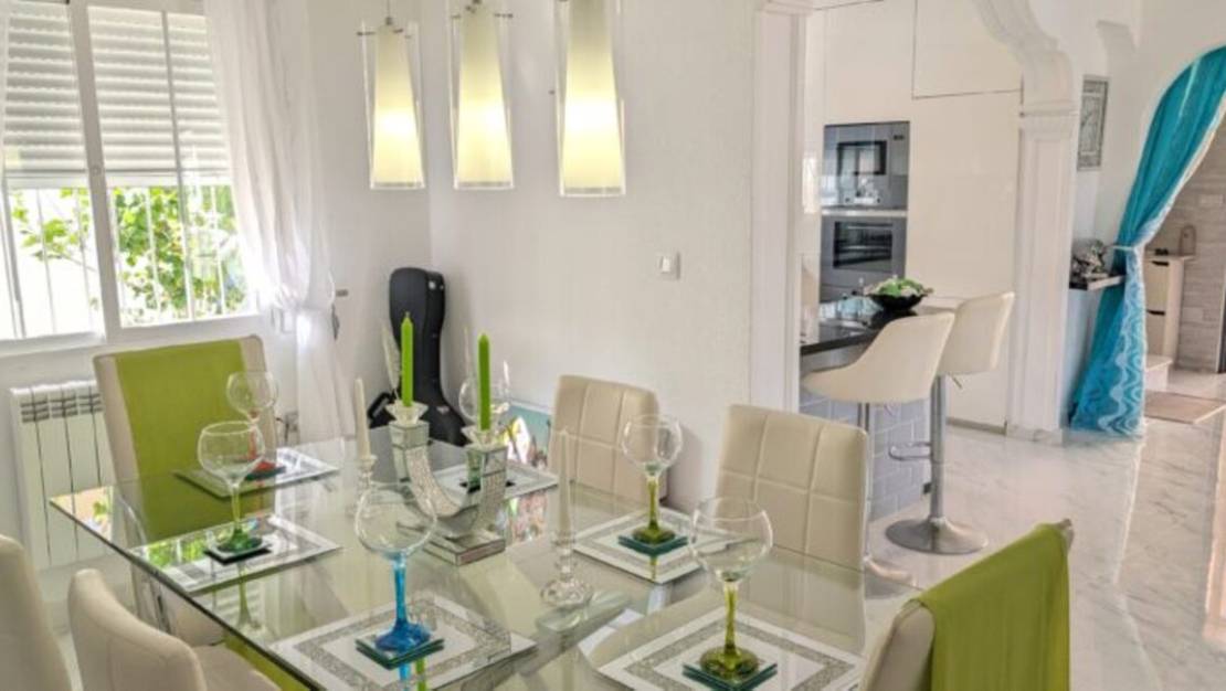 Sale - Villa - Orihuela - Villamartin