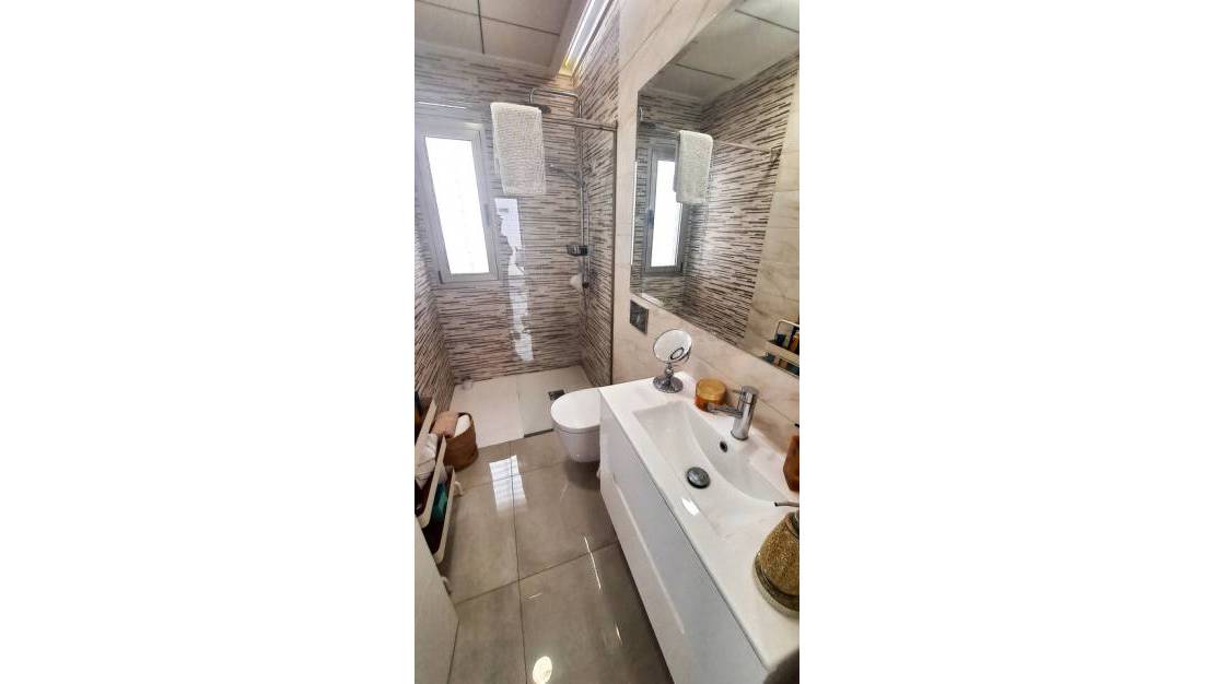 Sale - Villa - Orihuela - Villamartin