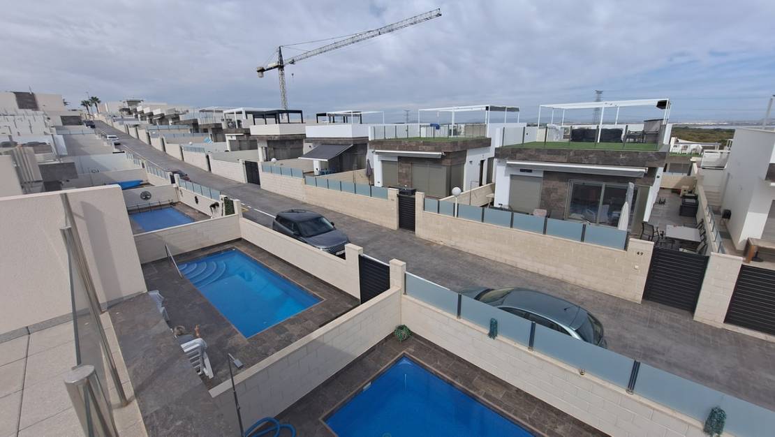 Sale - Villa - Orihuela - Villamartin