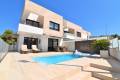 Sale - Villa - Orihuela - Villamartin