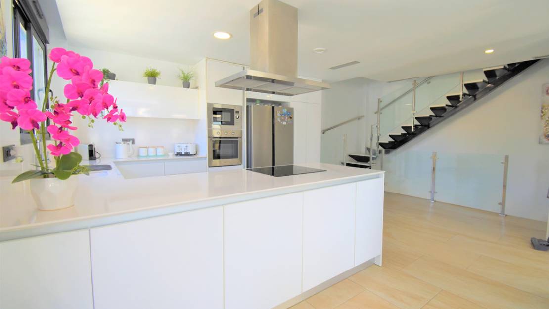 Sale - Villa - Orihuela - Villamartin