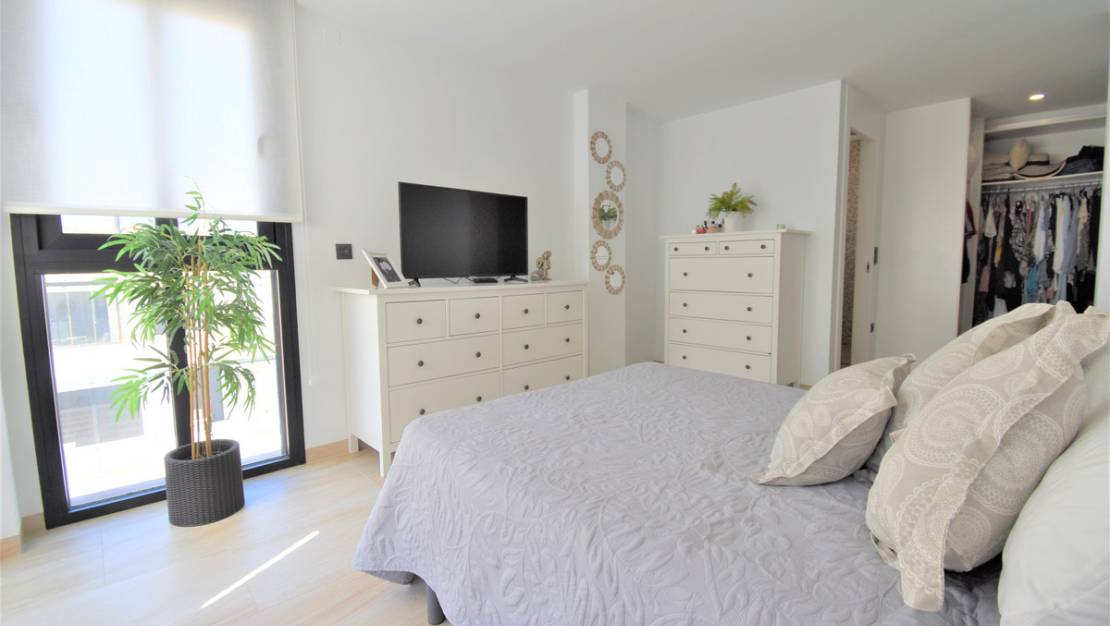 Sale - Villa - Orihuela - Villamartin