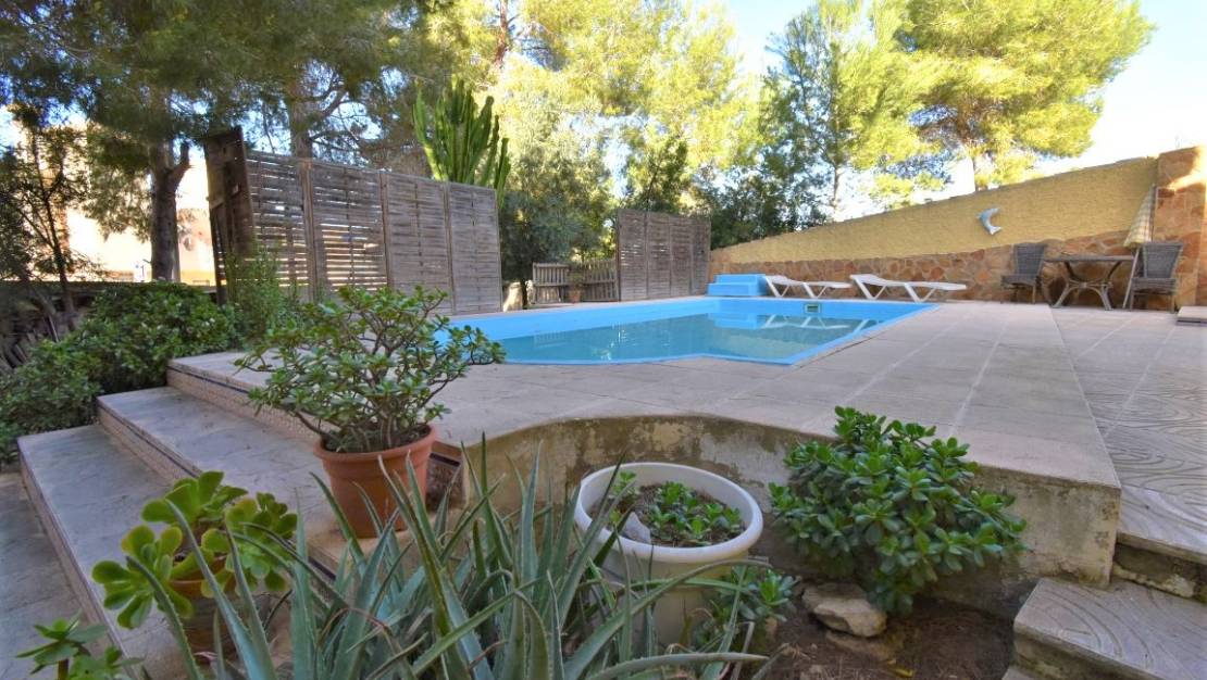 Sale - Villa - Orihuela - Villamartin
