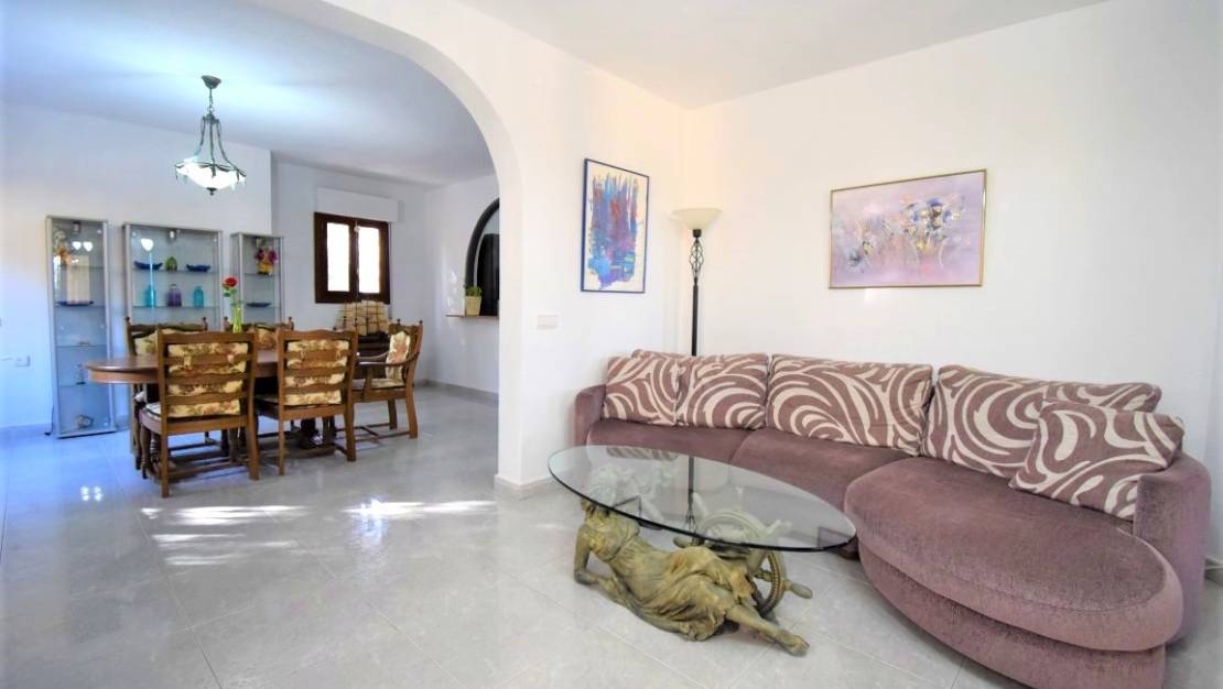 Sale - Villa - Orihuela - Villamartin