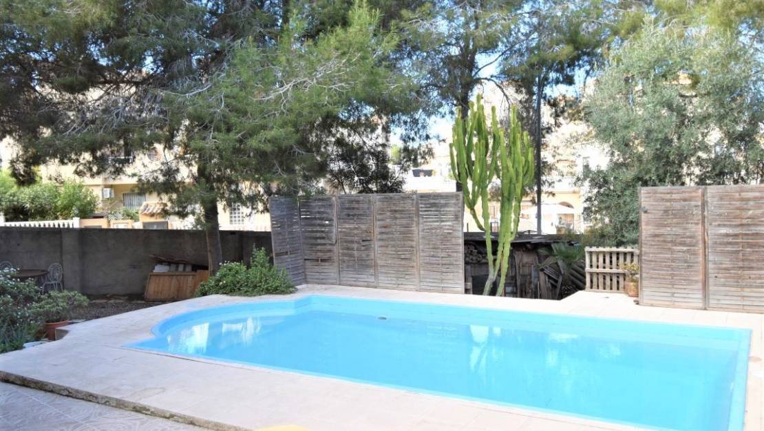 Sale - Villa - Orihuela - Villamartin