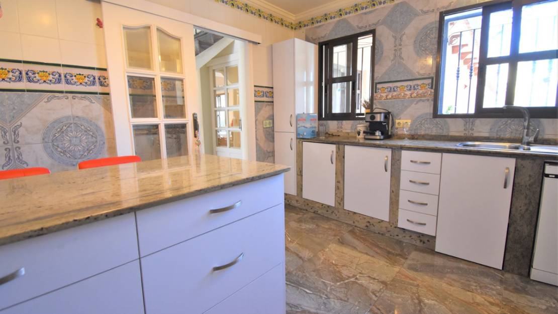 Sale - Villa - Orihuela - Villamartin