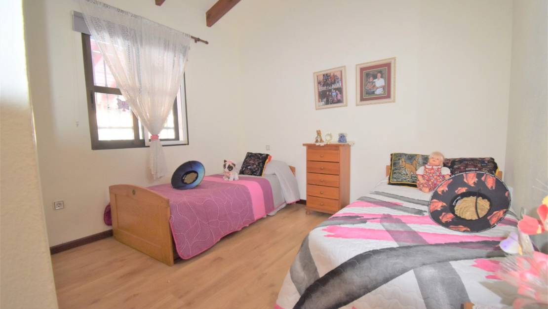 Sale - Villa - Orihuela - Villamartin