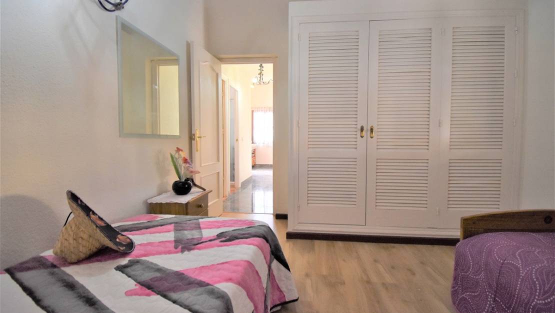 Sale - Villa - Orihuela - Villamartin