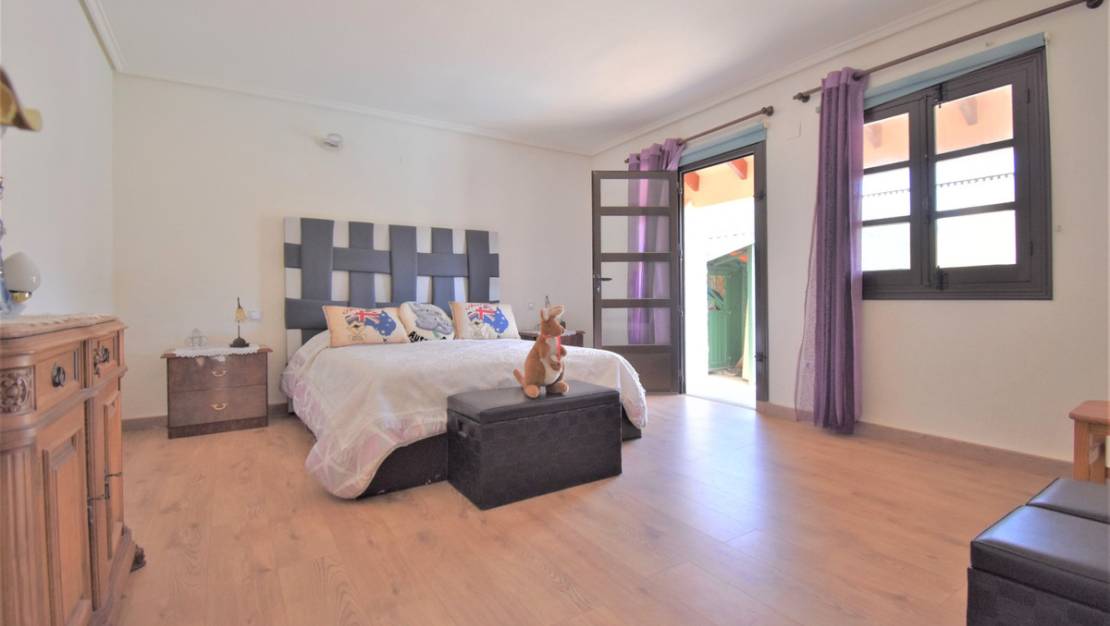 Sale - Villa - Orihuela - Villamartin
