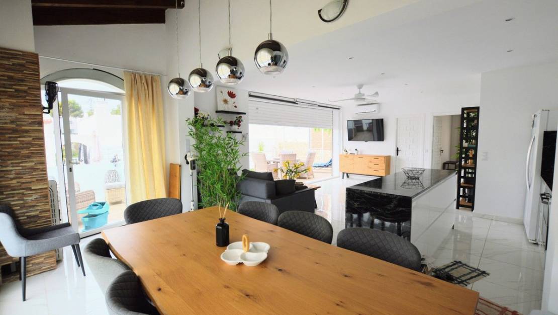 Sale - Villa - Orihuela - Villamartin