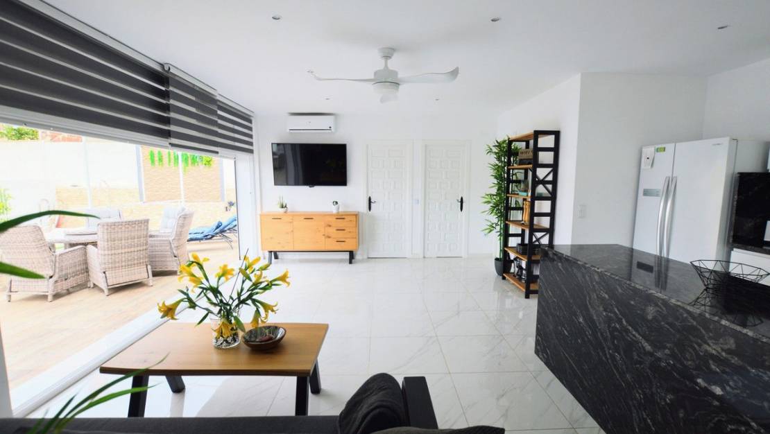 Sale - Villa - Orihuela - Villamartin