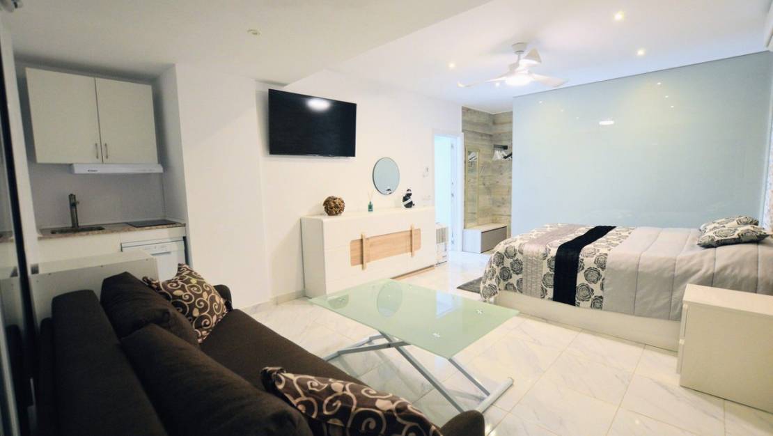 Sale - Villa - Orihuela - Villamartin