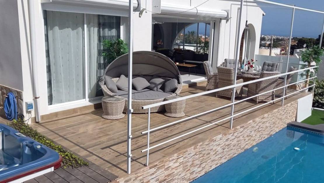 Sale - Villa - Orihuela - Villamartin