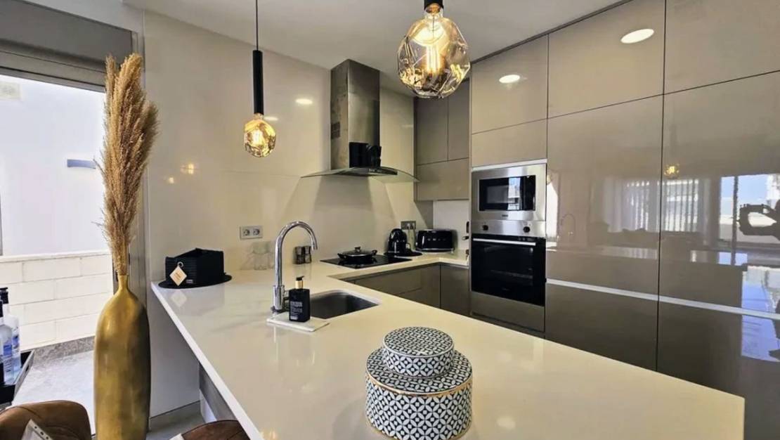 Sale - Villa - Orihuela - Villamartin