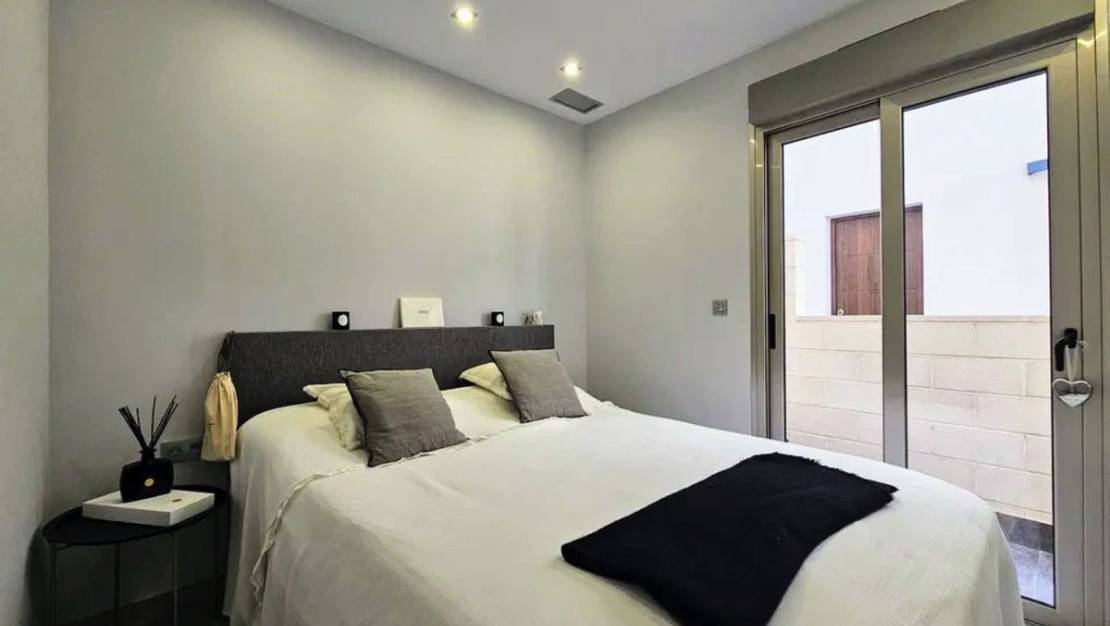 Sale - Villa - Orihuela - Villamartin
