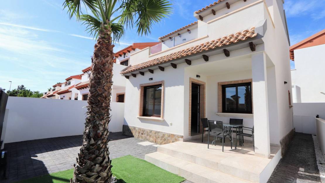 Sale - Villa - Orihuela - Villamartin