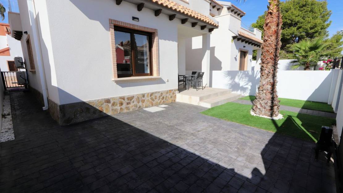 Sale - Villa - Orihuela - Villamartin