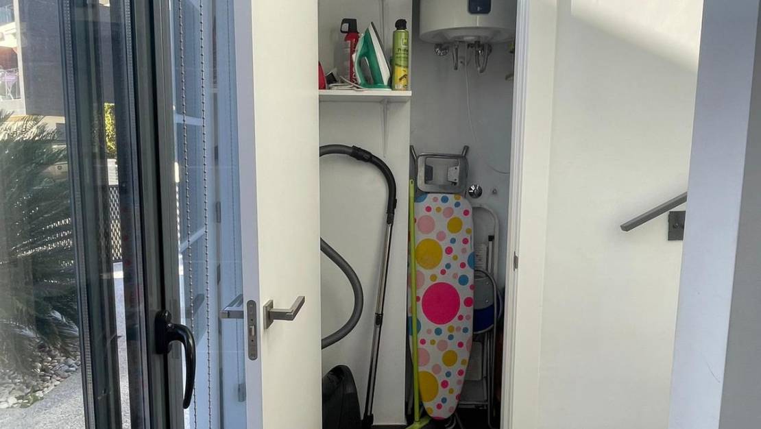 Sale - Villa - Orihuela - Villamartin