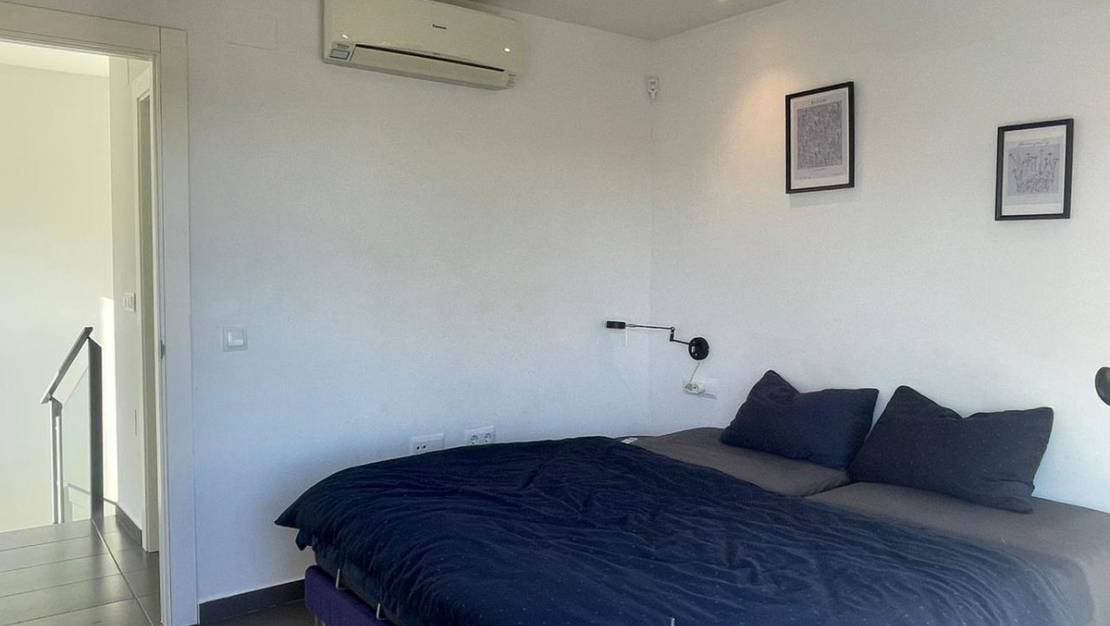 Sale - Villa - Orihuela - Villamartin