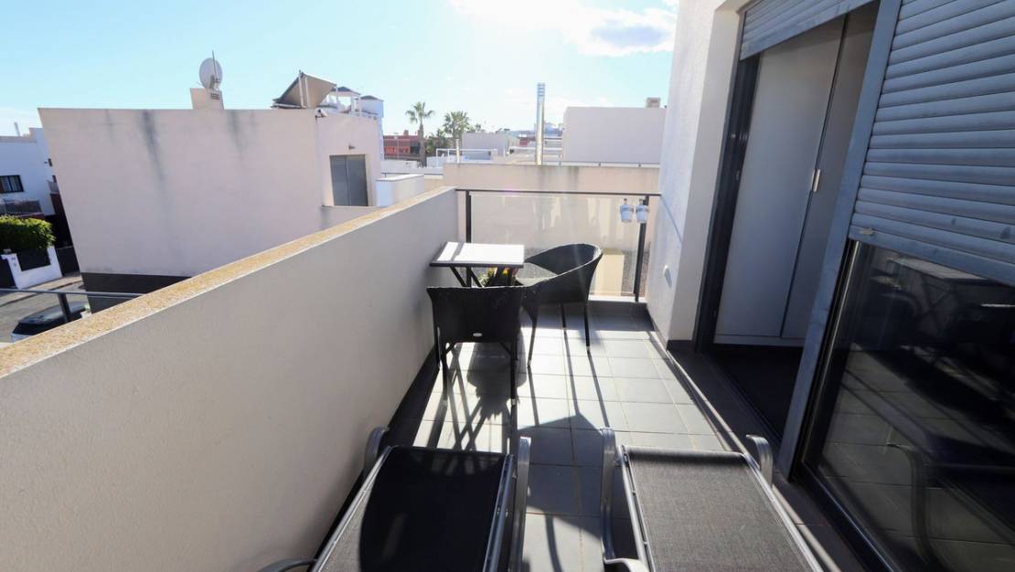 Sale - Villa - Orihuela - Villamartin