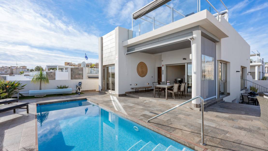 Sale - Villa - Orihuela - Villamartin