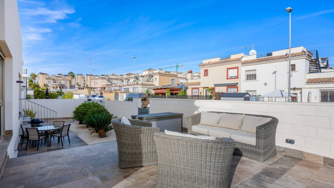 Sale - Villa - Orihuela - Villamartin