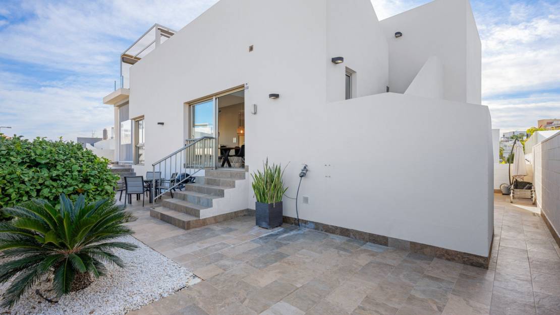 Sale - Villa - Orihuela - Villamartin
