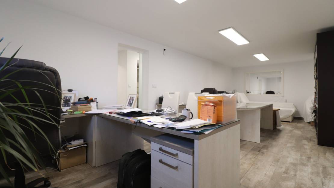 Sale - Villa - Orihuela - Villamartin