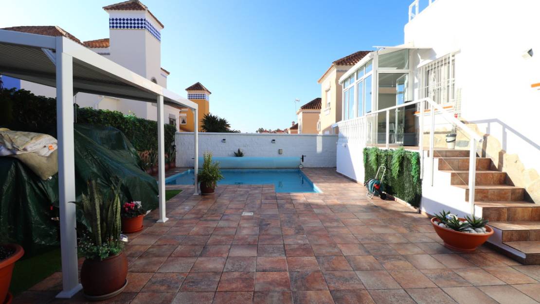 Sale - Villa - Orihuela - Villamartin