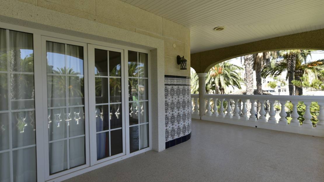 Sale - Villa - Orihuela - Villamartin